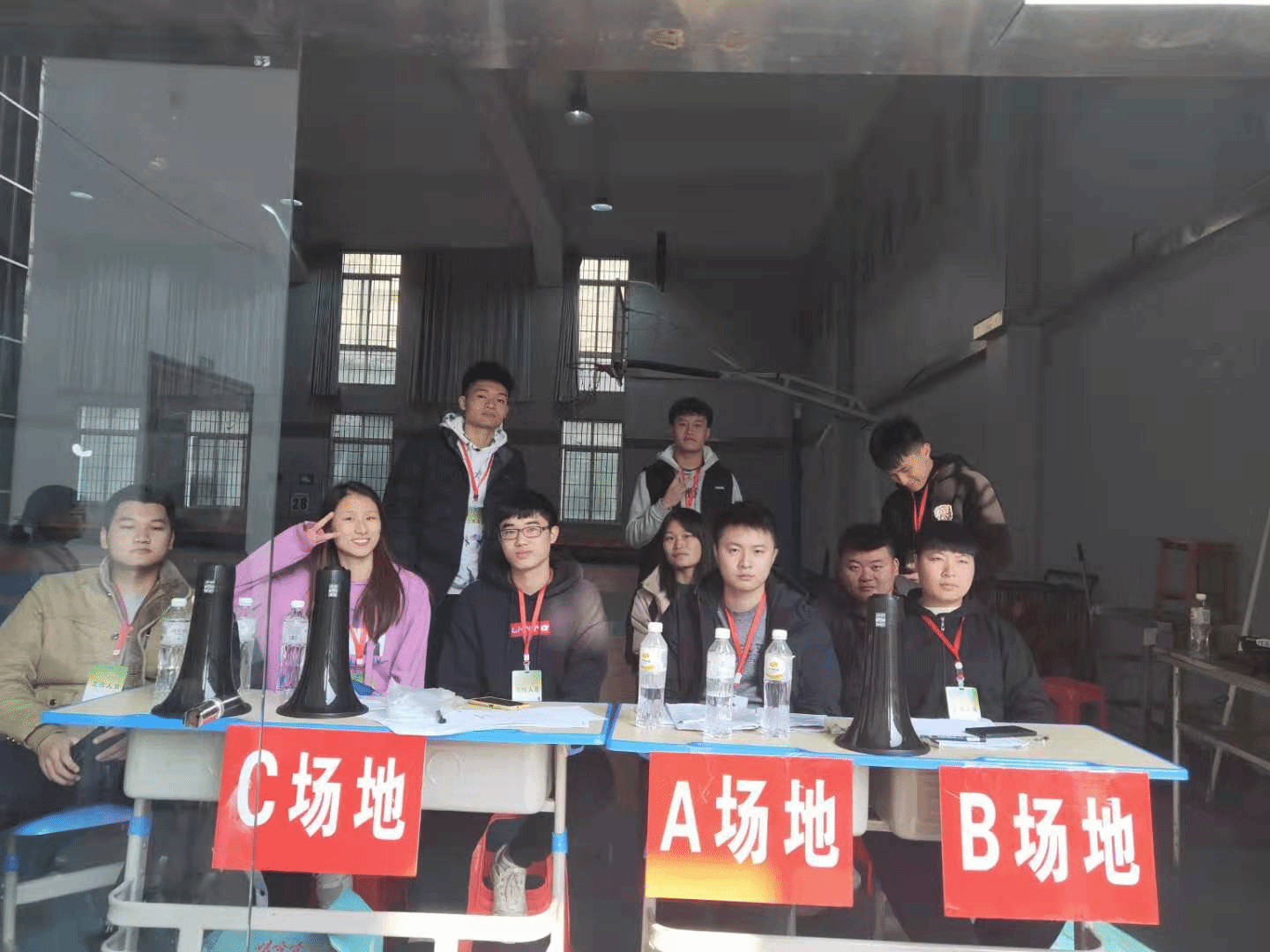 学生模拟比赛进行