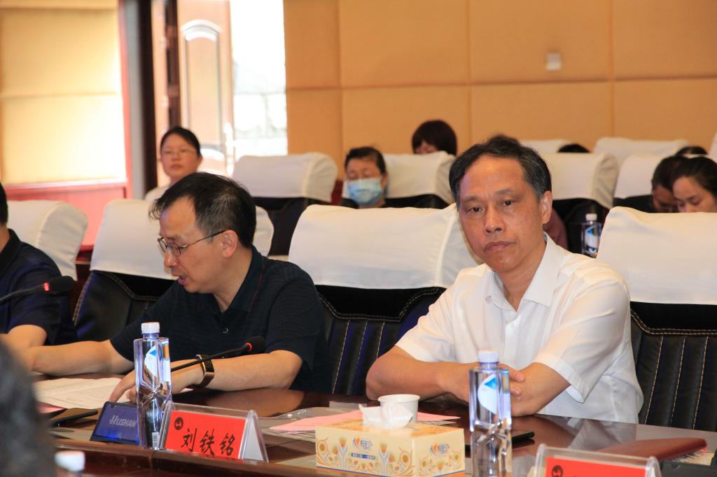 校长刘铁铭莅临指导